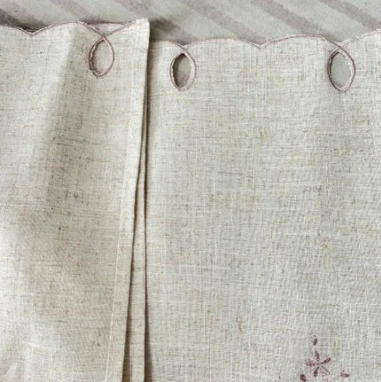 Rideau Lin Voilage — Broderie Florale Vintage